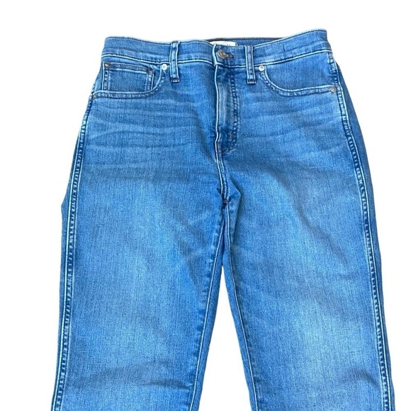 Madewell 10" High-Rise Skinny Jeans in Highview Wash: Raw-Hem Edition - Picture 5 of 11